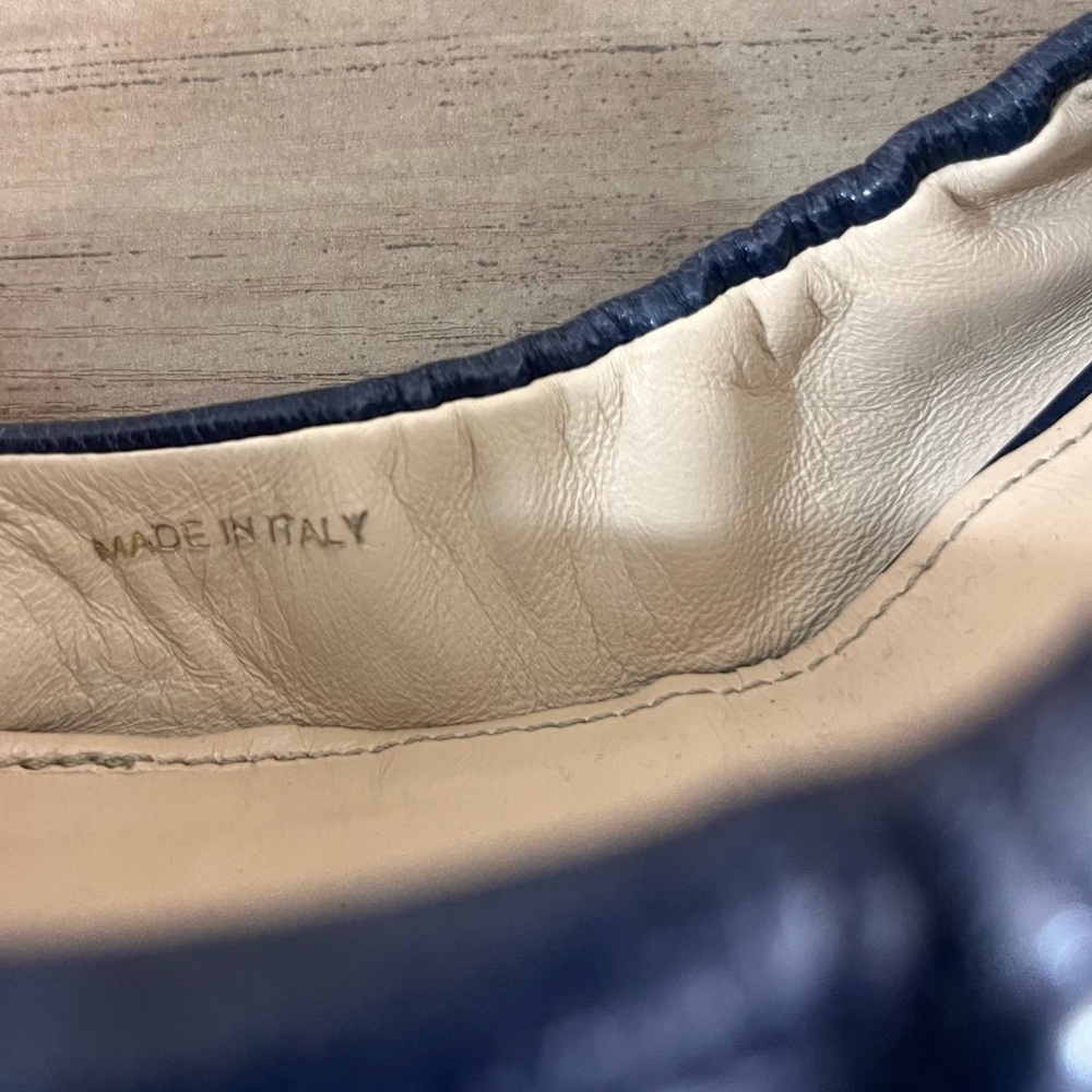 Prada Leather Scrunch Ballet Flats 9.5 Navy Blue 39.5 Made In Italy - Picture 8 of 9